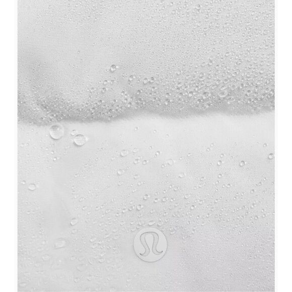 $348 Lululemon Wunder Puff Jacket tech canvas Large - Picture 6 of 8